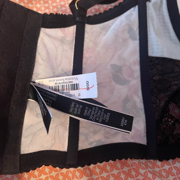 bustier bra! - Picture 2 of 2